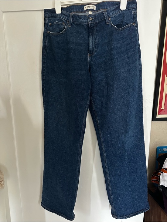 Abercrombie & Fitch Denim - The baggy low rise curve dark blue jeans